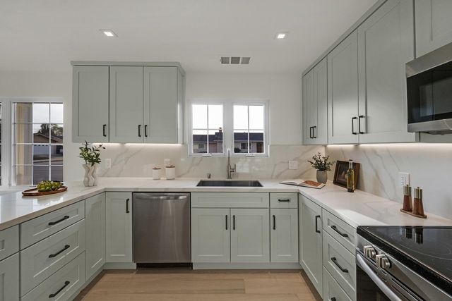 4759 Valpey Park Ave, Fremont, CA 94538