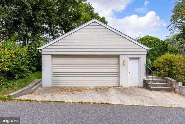 102 COLONIAL AVE, Pitman, NJ 08071