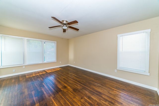 418 Bailey, San Antonio, TX 78210