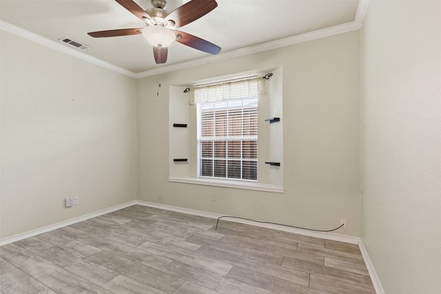 7808 Brook Meadow Lane, Fort Worth, TX 76133