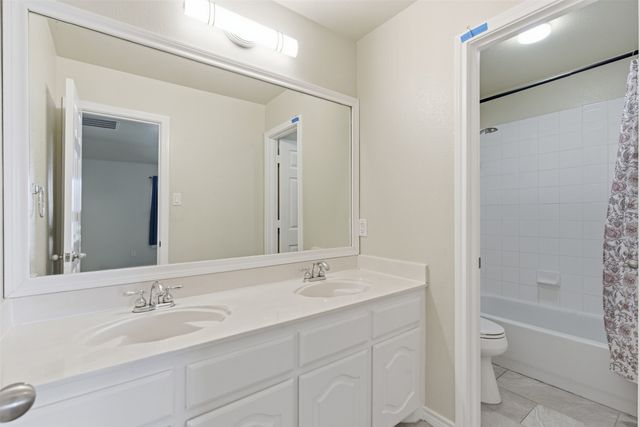 7808 Brook Meadow Lane, Fort Worth, TX 76133