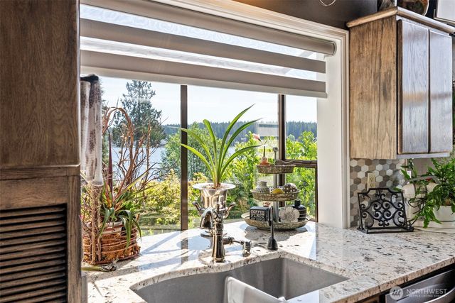 3800 E Mason Lake Drive W, Grapeview, WA 98546