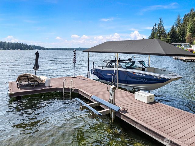 3800 E Mason Lake Drive W, Grapeview, WA 98546