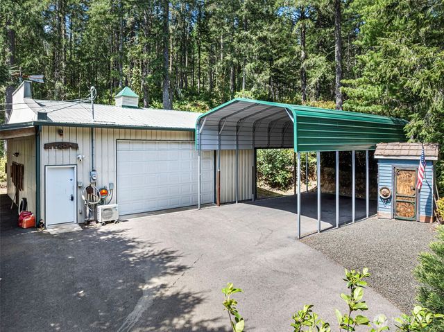 3800 E Mason Lake Drive W, Grapeview, WA 98546