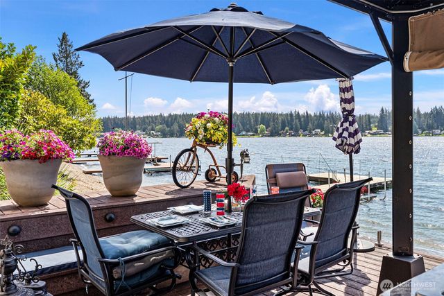 3800 E Mason Lake Drive W, Grapeview, WA 98546