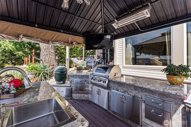 3800 E Mason Lake Drive W, Grapeview, WA 98546