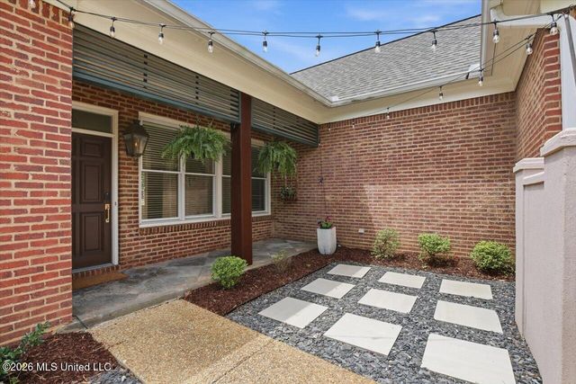 115 Camden Court, Madison, MS 39110