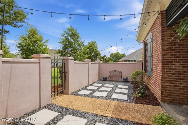 115 Camden Court, Madison, MS 39110