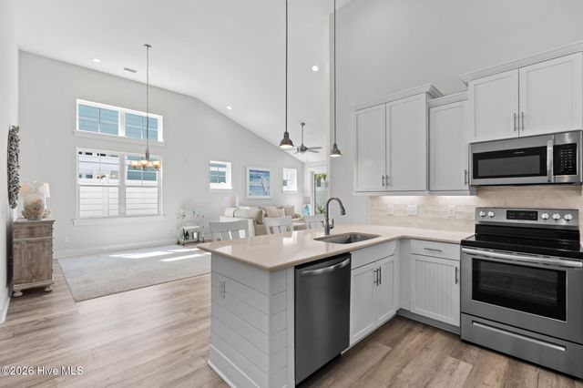 2113 Manor Parc Drive, Calabash, NC 28467