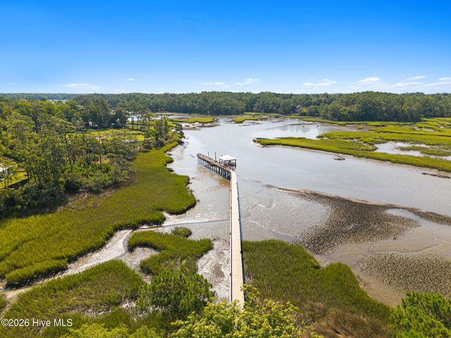 2113 Manor Parc Drive, Calabash, NC 28467