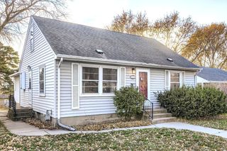 554 36 1/2 Avenue NE, Minneapolis, MN 55418