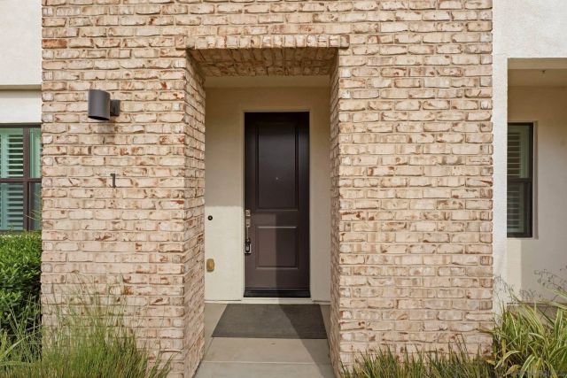 13068 Olympus 1, Poway, CA 92064