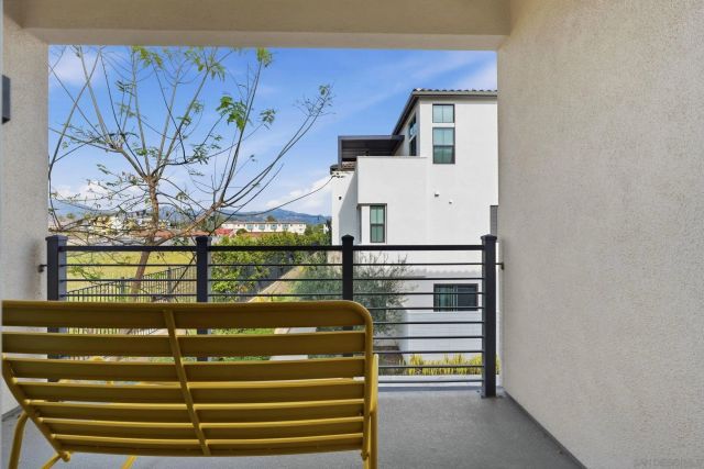 13068 Olympus 1, Poway, CA 92064