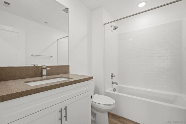 13068 Olympus 1, Poway, CA 92064