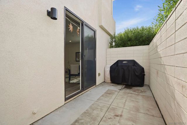 13068 Olympus 1, Poway, CA 92064