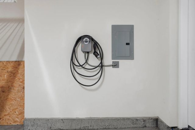 13068 Olympus 1, Poway, CA 92064