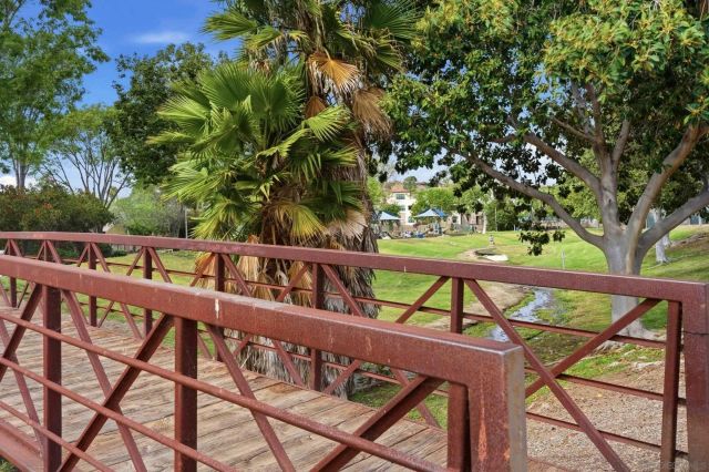 13068 Olympus 1, Poway, CA 92064