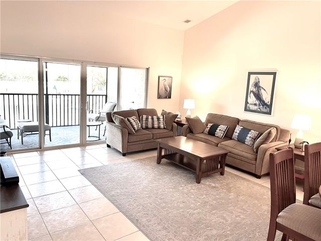 4380 Doubles Alley Drive 201, Vero Beach, FL 32967