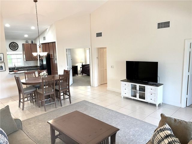 4380 Doubles Alley Drive 201, Vero Beach, FL 32967