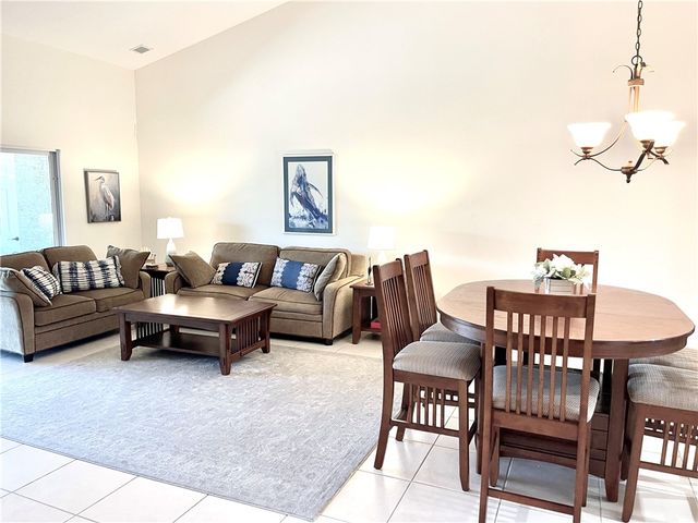 4380 Doubles Alley Drive 201, Vero Beach, FL 32967