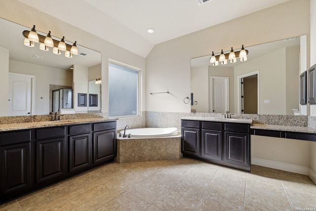 19414 Arrowood Place, Garden Ridge, TX 78266