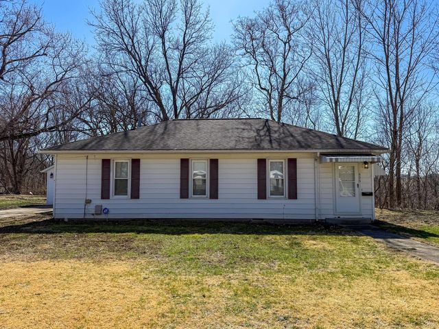 606 Douglas Avenue, Danville, IL 61832