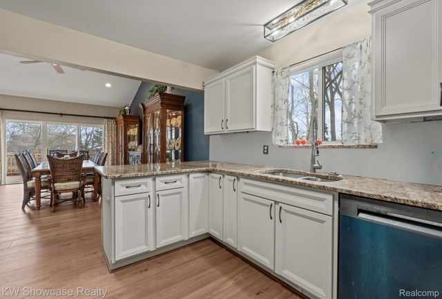 3446 Benstein Road, Commerce Charter Township, MI 48382