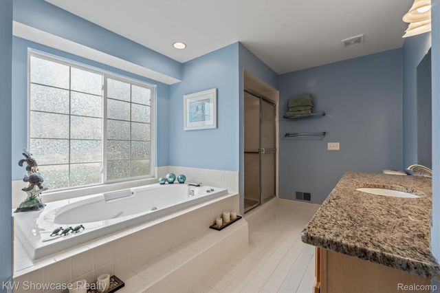 3446 Benstein Road, Commerce Charter Township, MI 48382