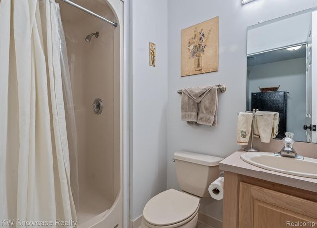 3446 Benstein Road, Commerce Charter Township, MI 48382