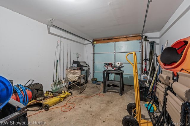 3446 Benstein Road, Commerce Charter Township, MI 48382