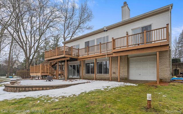 3446 Benstein Road, Commerce Charter Township, MI 48382