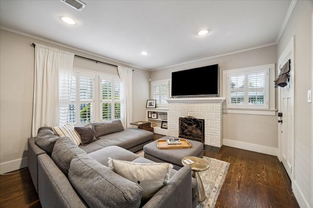 1116 Winston Street, Houston, TX 77009
