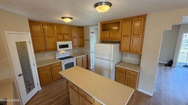 2335 Jacobsen Lane, Gardnerville, NV 89410
