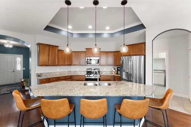 2714 Rustic Crooked Circle, Valparaiso, IN 46385