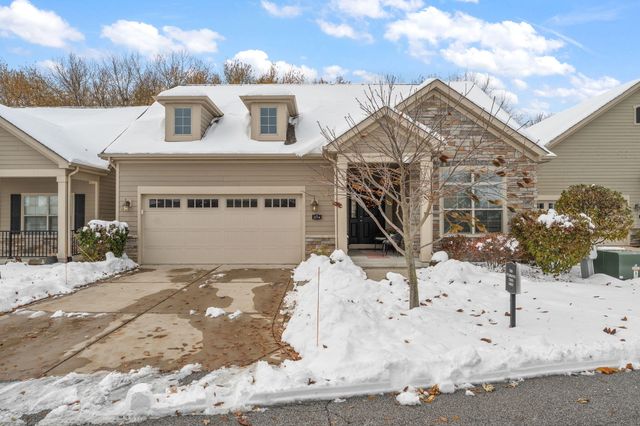 2714 Rustic Crooked Circle, Valparaiso, IN 46385