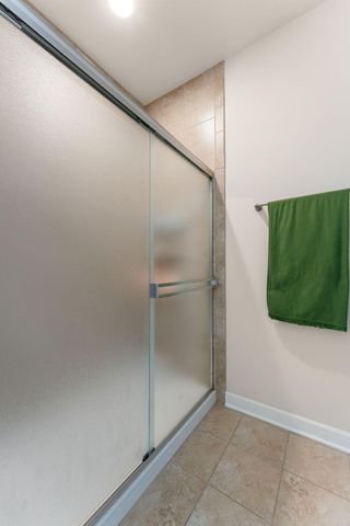 2714 Rustic Crooked Circle, Valparaiso, IN 46385