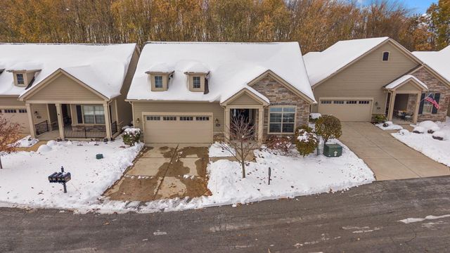 2714 Rustic Crooked Circle, Valparaiso, IN 46385