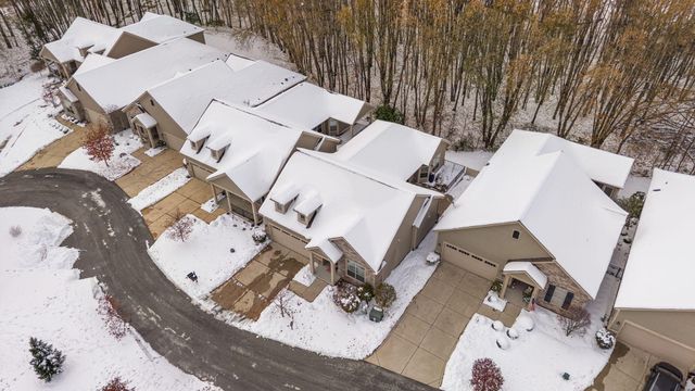 2714 Rustic Crooked Circle, Valparaiso, IN 46385