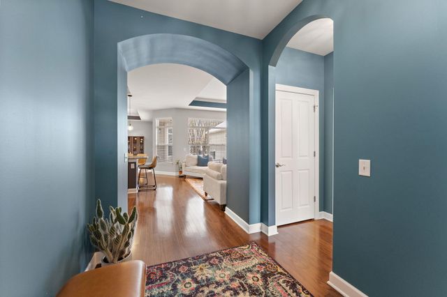 2714 Rustic Crooked Circle, Valparaiso, IN 46385