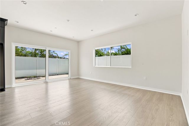 6944 Valmont, Tujunga, CA 91042