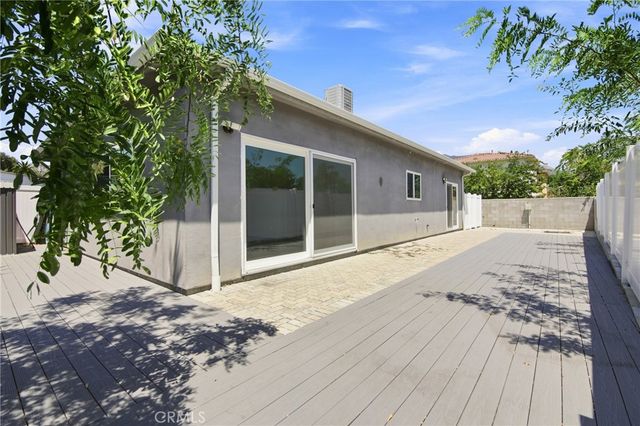 6944 Valmont, Tujunga, CA 91042