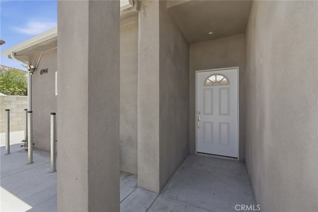 6944 Valmont, Tujunga, CA 91042