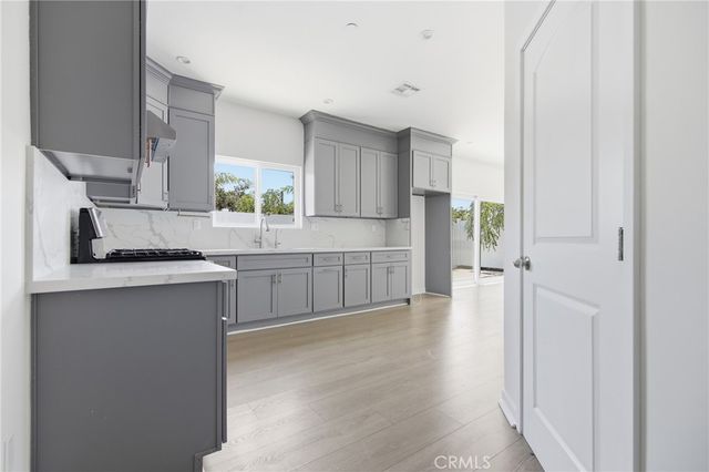 6944 Valmont, Tujunga, CA 91042