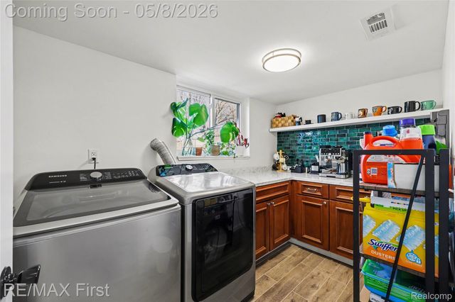 690 Montana Street, Marysville, MI 48040