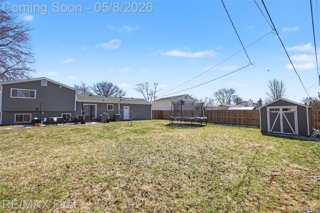 690 Montana Street, Marysville, MI 48040