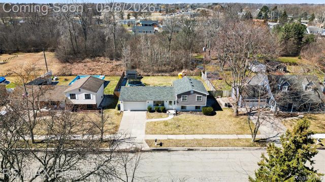 690 Montana Street, Marysville, MI 48040