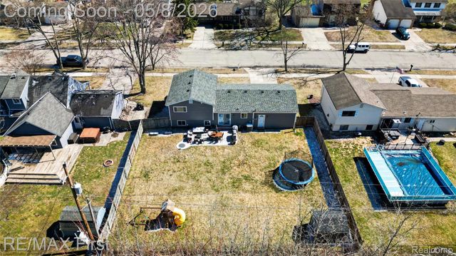 690 Montana Street, Marysville, MI 48040