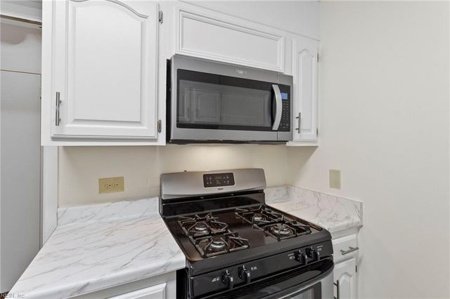 7320 Glenroie Ave Apt 5G, Norfolk, VA 23505