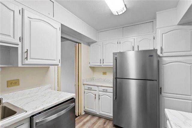 7320 Glenroie Ave Apt 5G, Norfolk, VA 23505