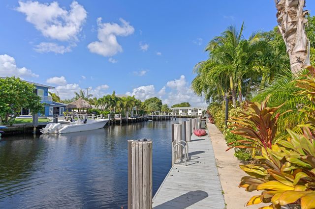 391 SE 7th Avenue, Pompano Beach, FL 33060
